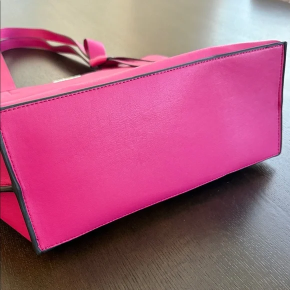 Karl Lagerfeld Hot Pink Leather Tote Bag - Picture 3 of 7
